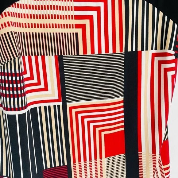 Roz & Ali Geometric Black Red Tan Too Size SP - Picture 2 of 5